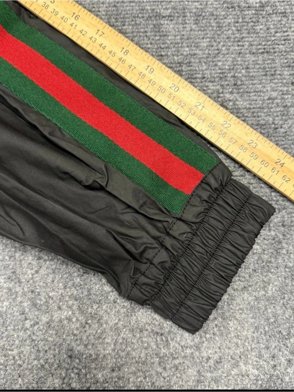 Gucci pre owned